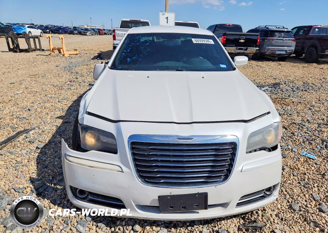2013 Chrysler 300 S VIN:2C3CCABG5DH708271 - 5