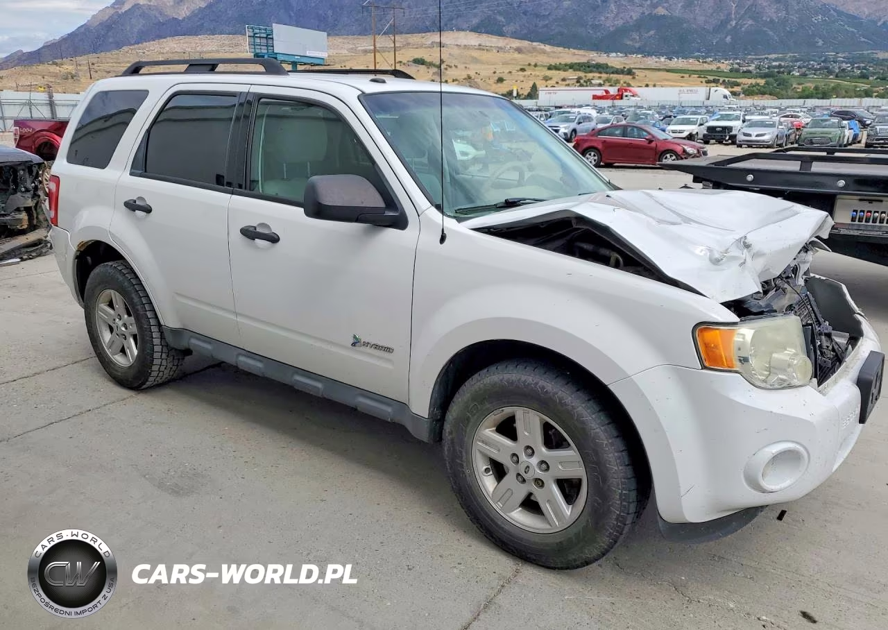 2011 Ford Escape Hybrid VIN:1FMCU5K32BKA15611 - 4