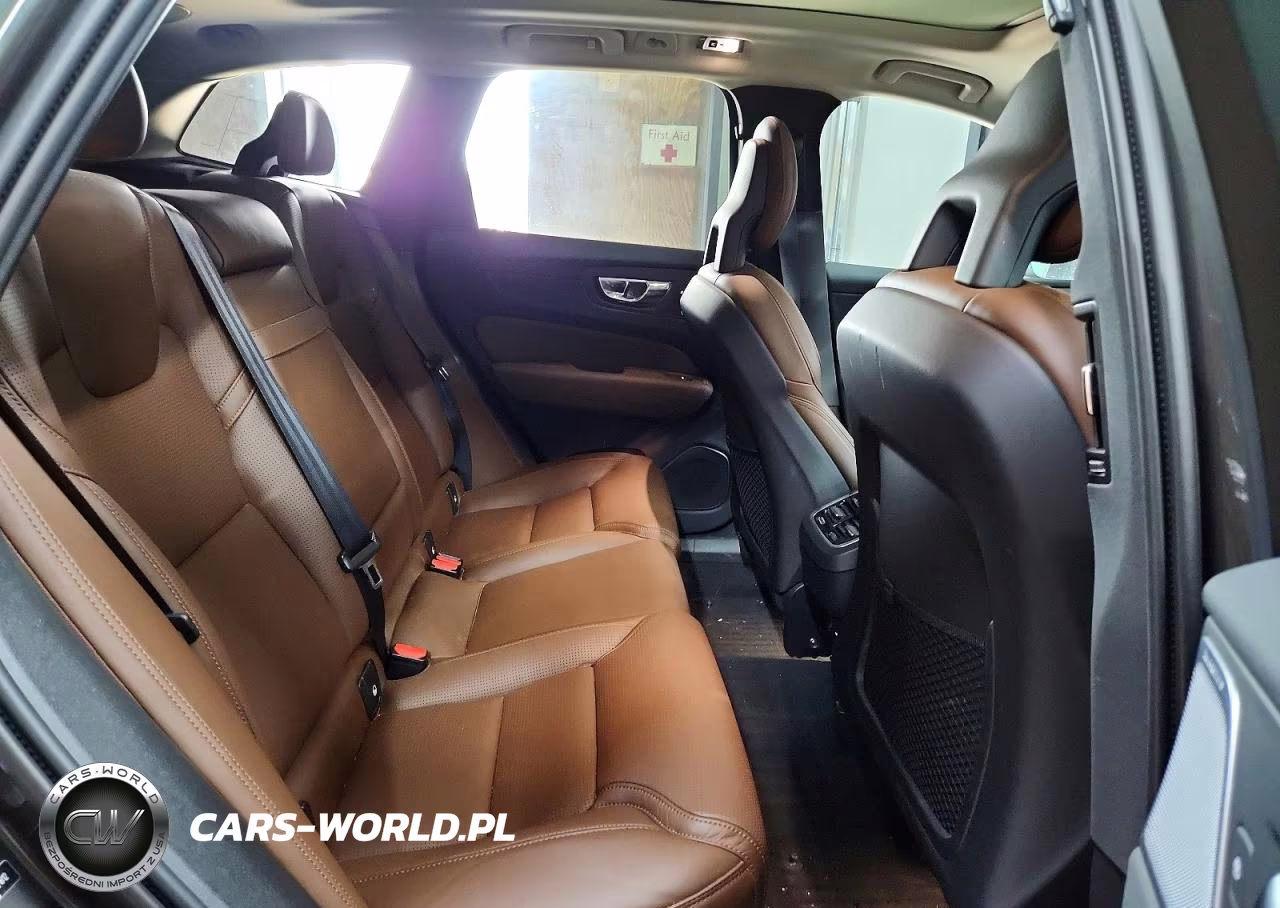 2020 Volvo Xc60 VIN:LYVA22RL1JB121812 - 11