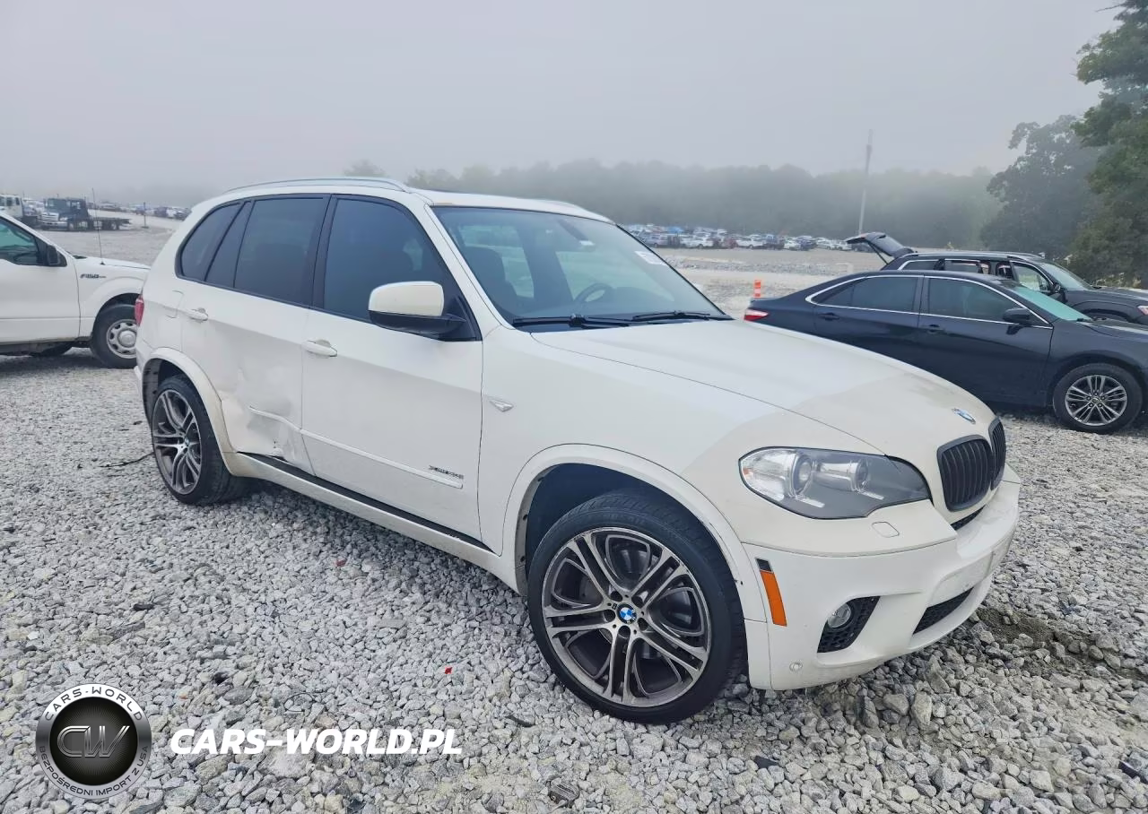 2013 BMW X5 xDrive50I VIN:5UXZV8C54D0C14978 - 4