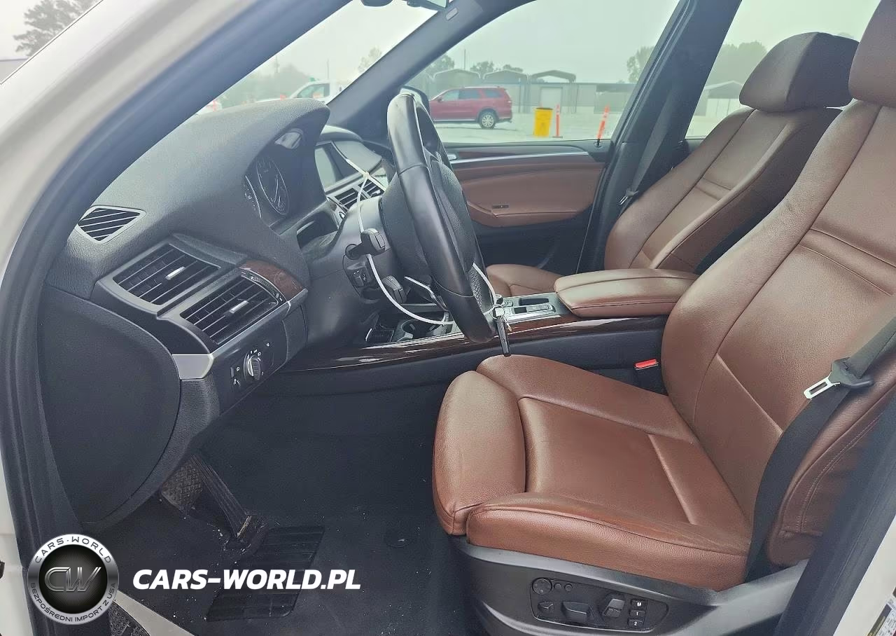 2013 BMW X5 xDrive50I VIN:5UXZV8C54D0C14978 - 7