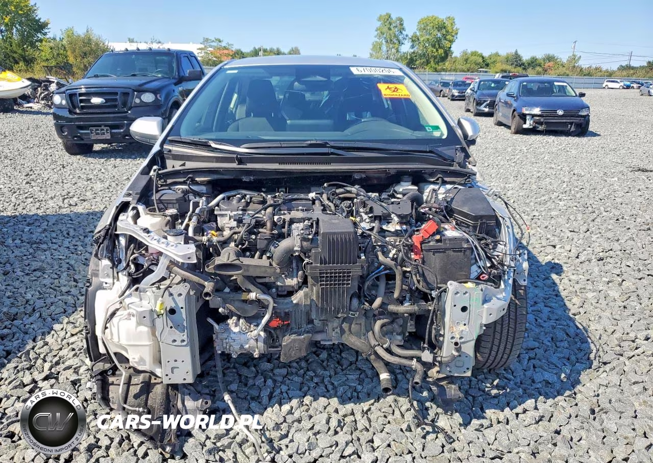 2025 Toyota Corolla Hybrid Le VIN:JTDBCMFE0S3090083 - 5
