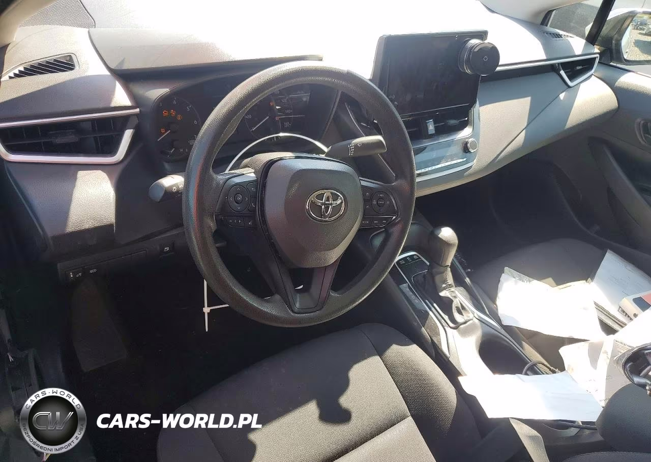 2025 Toyota Corolla Hybrid Le VIN:JTDBCMFE0S3090083 - 8