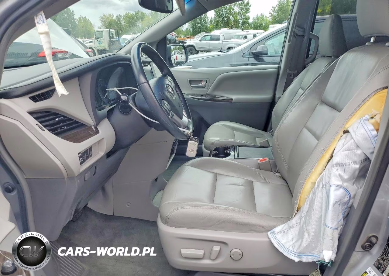 2017 Toyota Sienna Xle 8-Passenger VIN:5TDYZ3DCXHS826412 - 7