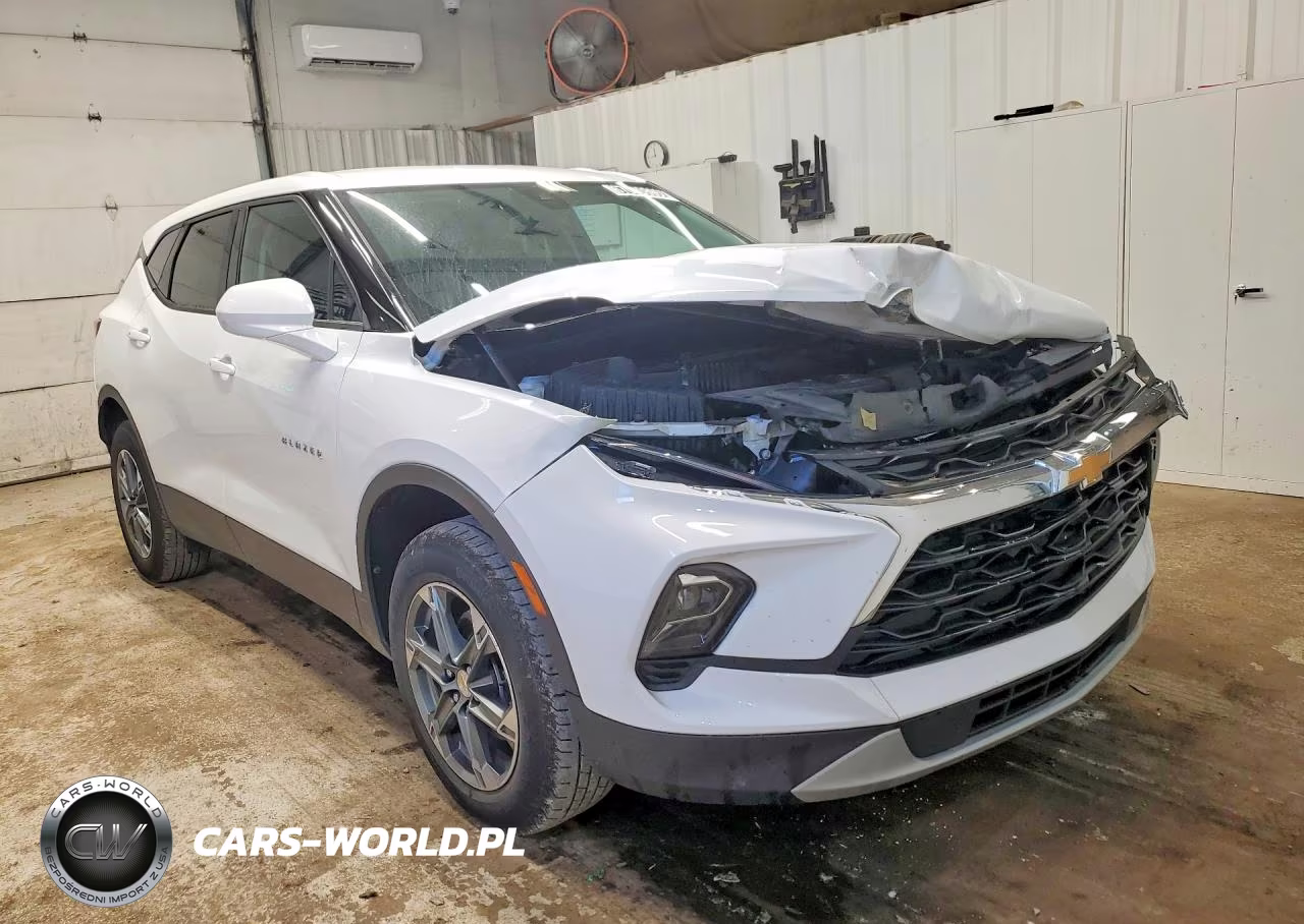 2025 Chevrolet Blazer 2Lt VIN:3GNKBHR41SS233511 - 4