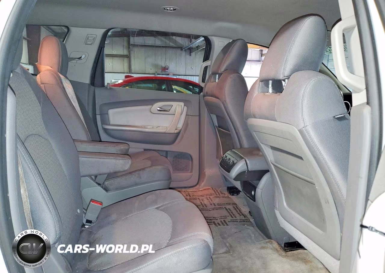 2011 Chevrolet Traverse Lt VIN:1GNKRGED7BJ290700 - 11