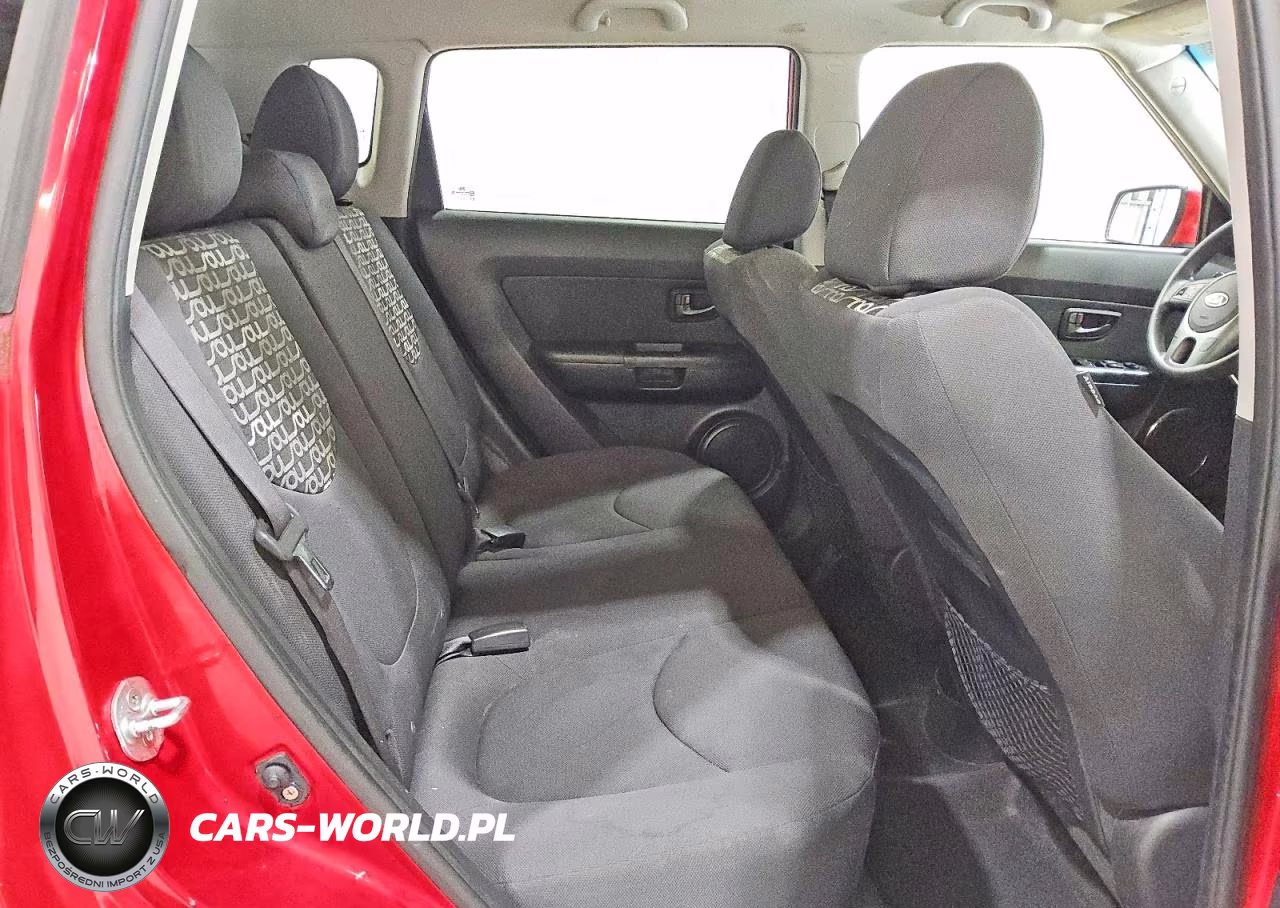 2011 Kia Soul + VIN:KNDJT2A26B7284705 - 10