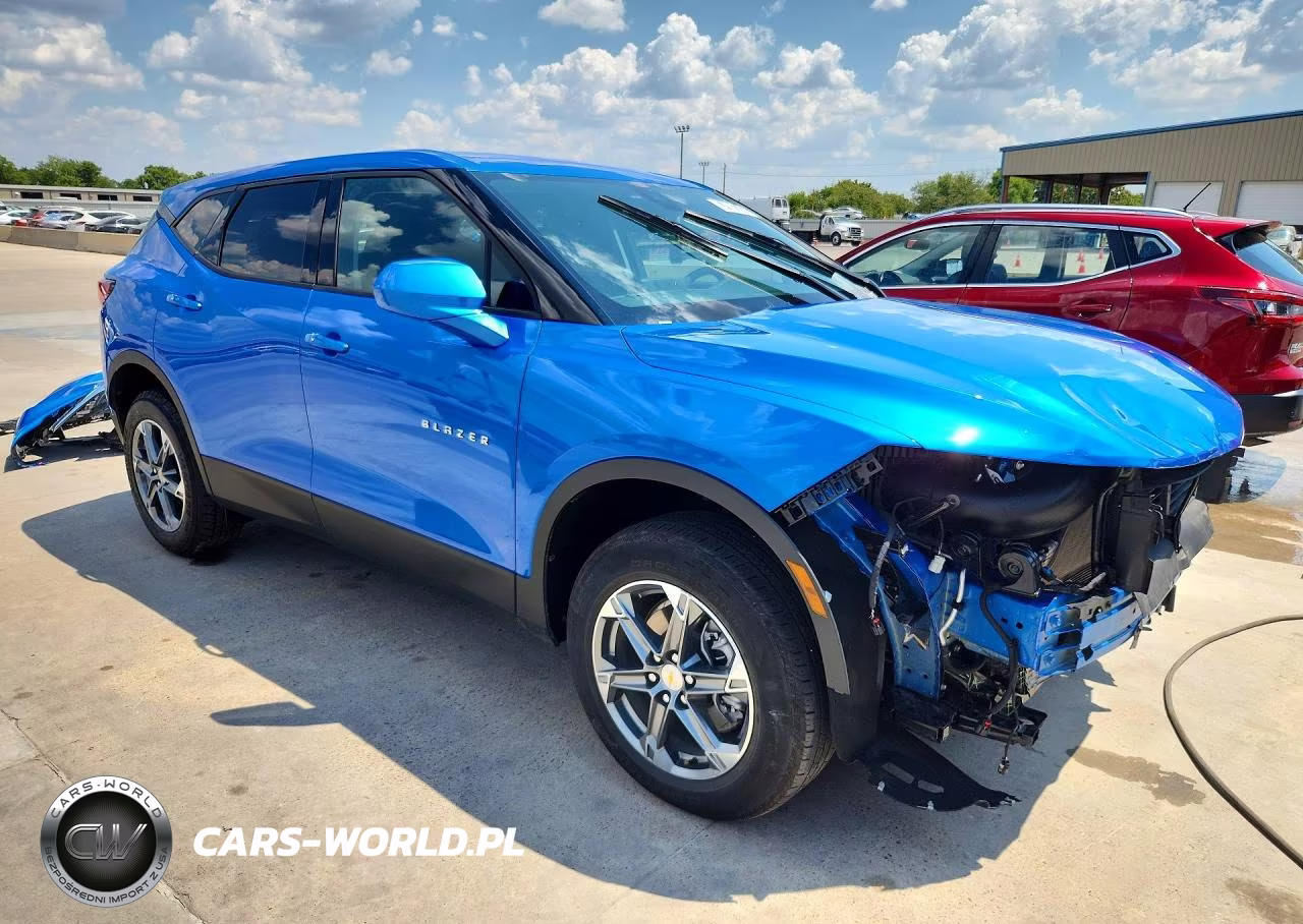 2026 Chevrolet Blazer 2Lt VIN:3GNKBCR4XTS143567 - 4