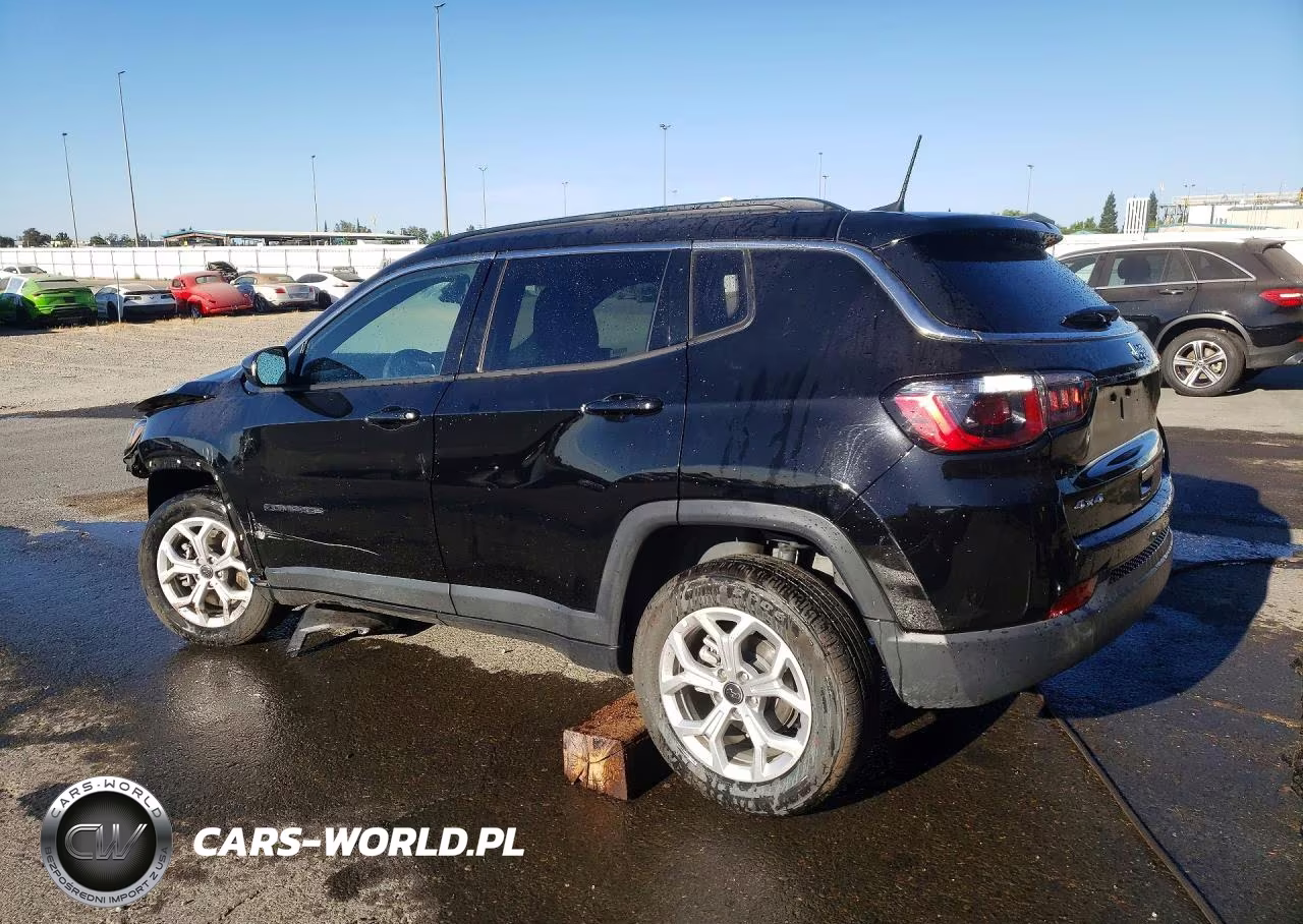 2025 Jeep Compass Latitude VIN:3C4NJDBN5ST550206 - 2