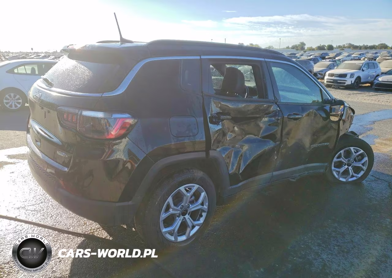 2025 Jeep Compass Latitude VIN:3C4NJDBN5ST550206 - 3