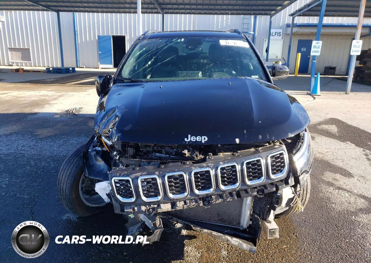 2025 Jeep Compass Latitude VIN:3C4NJDBN5ST550206 - 5