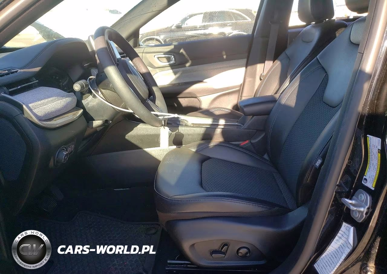 2025 Jeep Compass Latitude VIN:3C4NJDBN5ST550206 - 7
