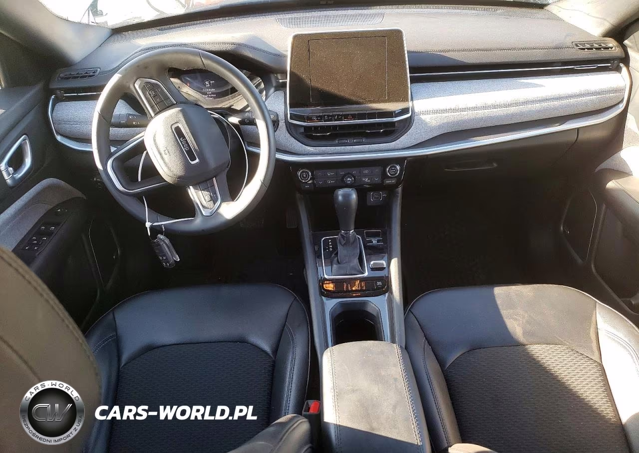 2025 Jeep Compass Latitude VIN:3C4NJDBN5ST550206 - 8