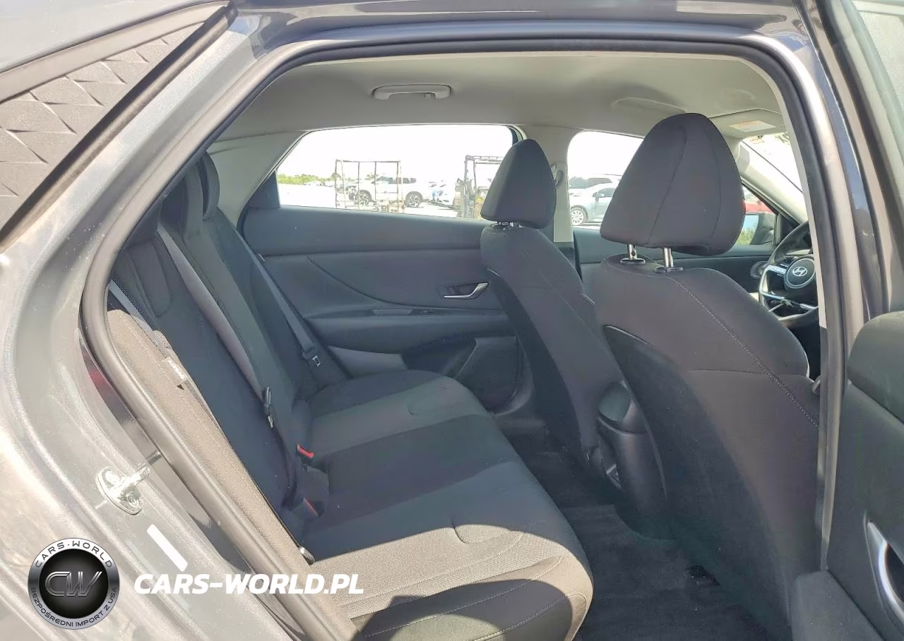 2024 Hyundai Elantra Se VIN:KMHLL4DG5RU793476 - 10