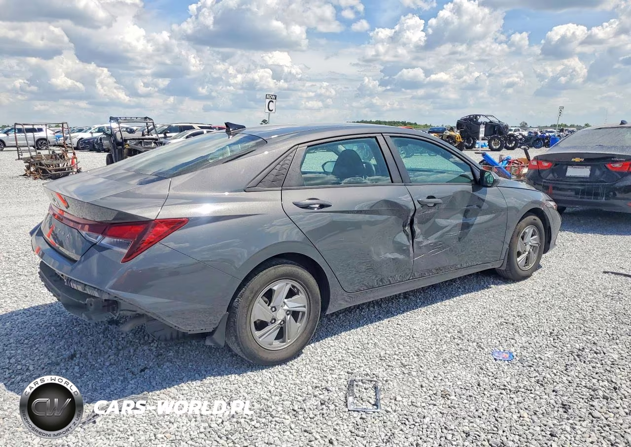 2024 Hyundai Elantra Se VIN:KMHLL4DG5RU793476 - 3