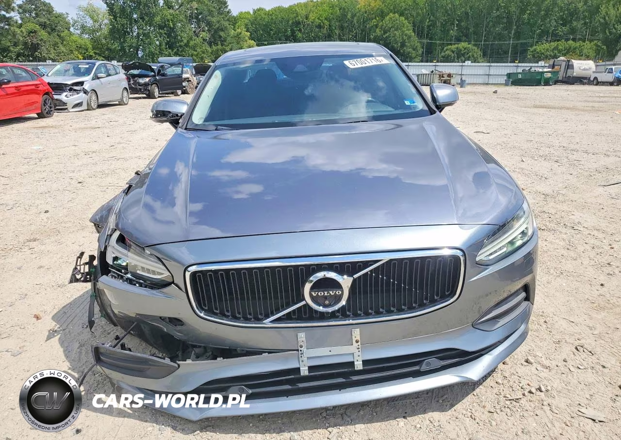 2018 Volvo S90 T5 Momentum VIN:LVY982AK1JP033103 - 5
