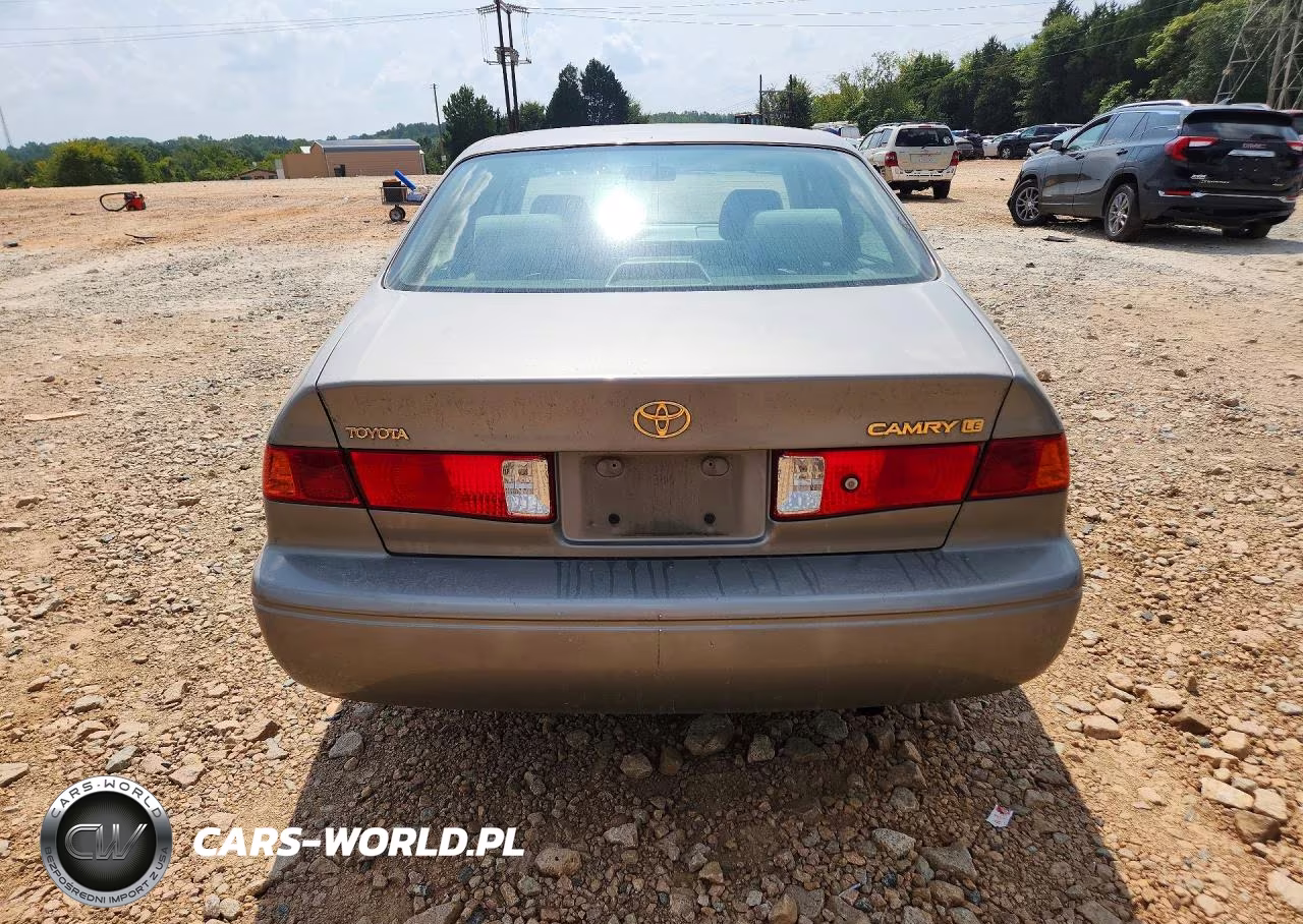 2001 Toyota Camry Le VIN:4T1BG22K91U020364 - 6