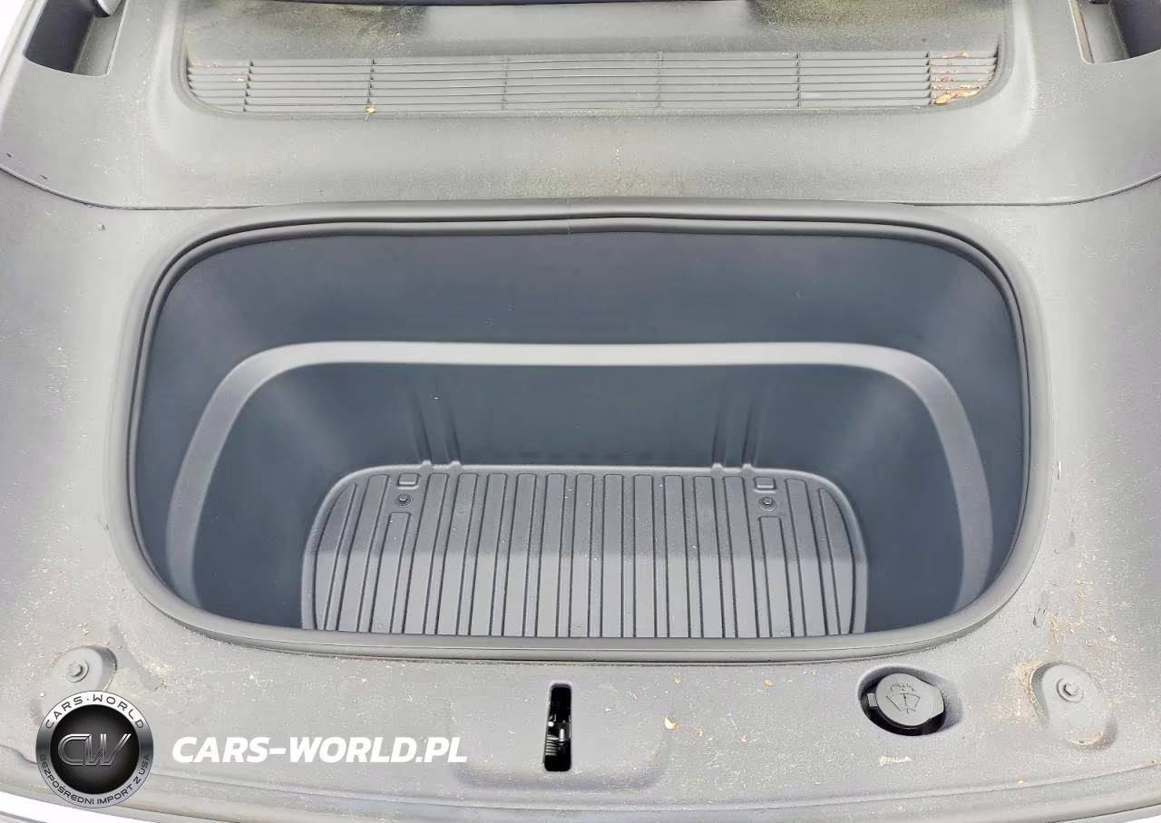 2026 Tesla Model Y VIN:7SAYGDEE8TA455842 - 11