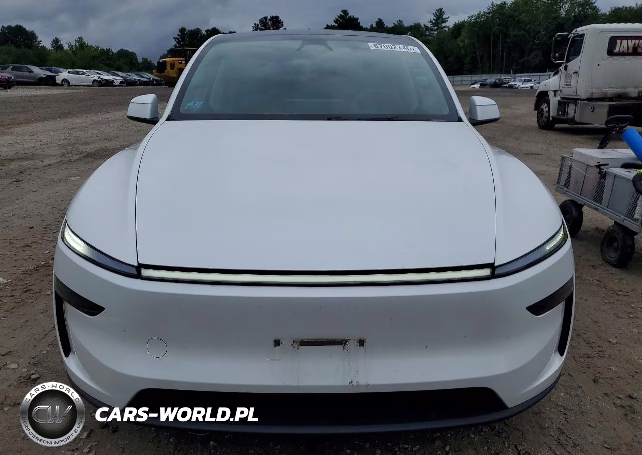 2026 Tesla Model Y VIN:7SAYGDEE8TA455842 - 5