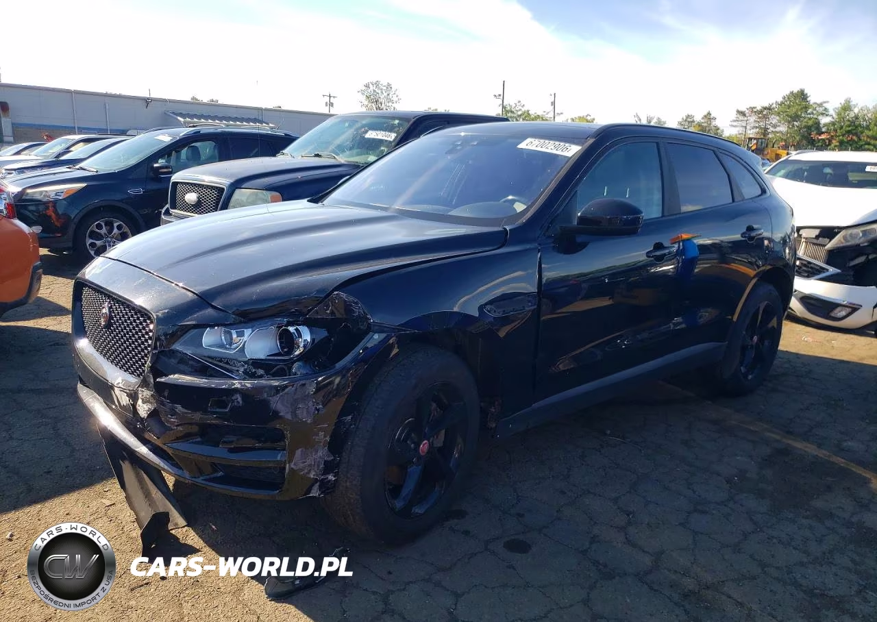 2018 Jaguar F-Pace Premium VIN:SADCJ2FX6JA273695 - 1