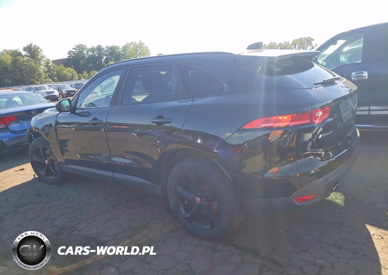2018 Jaguar F-Pace Premium VIN:SADCJ2FX6JA273695 - 2