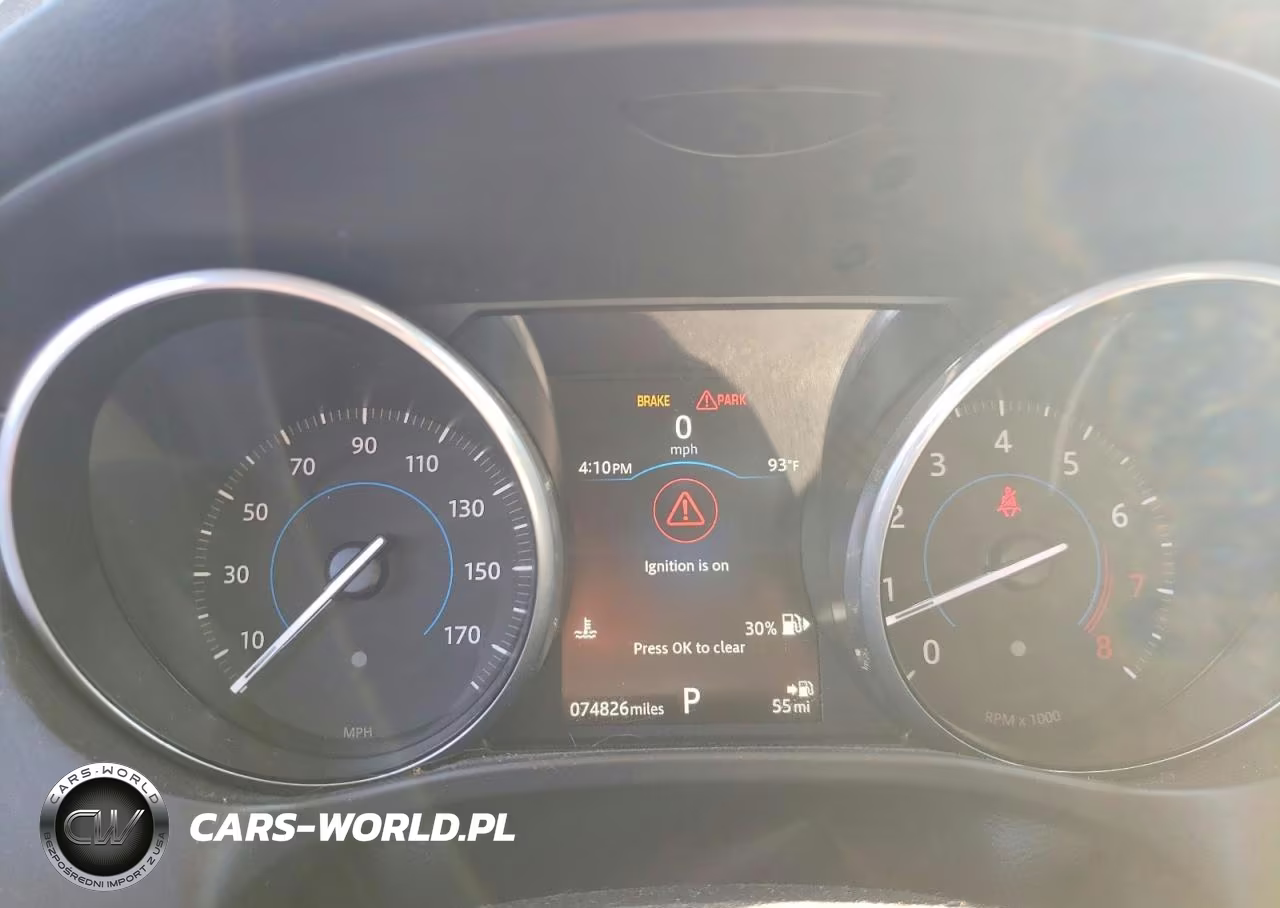 2018 Jaguar F-Pace Premium VIN:SADCJ2FX6JA273695 - 9
