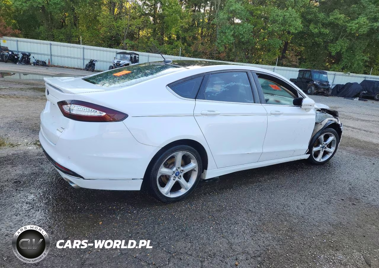 2015 Ford Fusion Se VIN:1FA6P0HD7F5113281 - 3