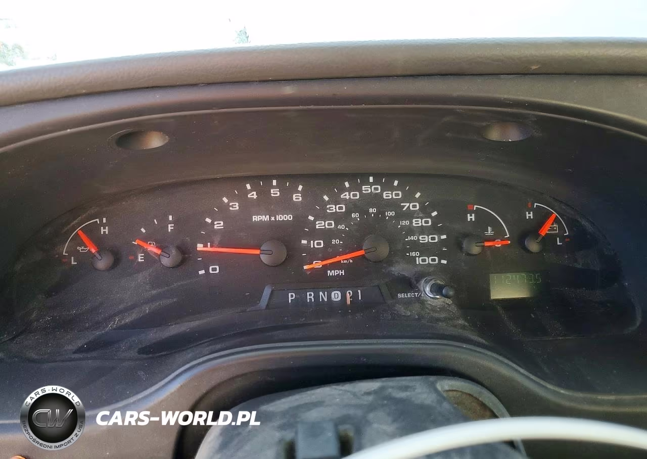 2005 Ford Econoline E150 Van VIN:1FTRE14L55HA41641 - 9