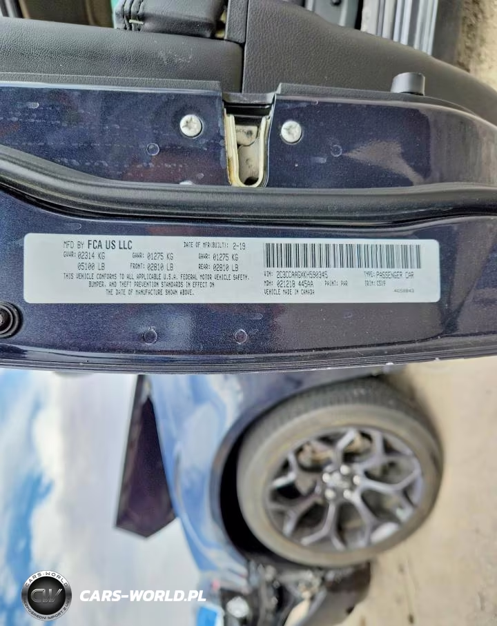 2019 Chrysler 300 Touring VIN:2C3CCAAGXKH590345 - 12