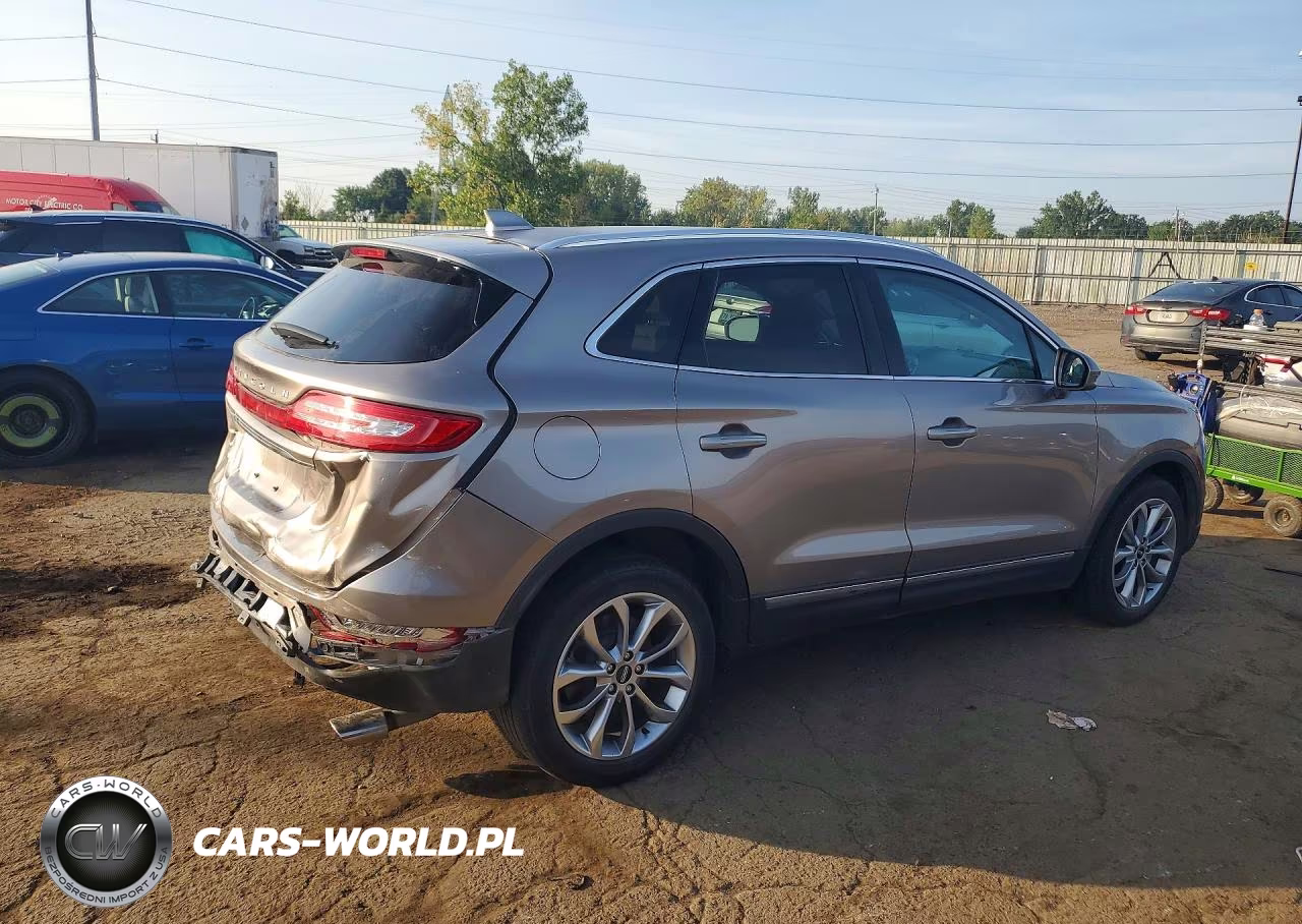 2019 Lincoln Mkc Select VIN:5LMCJ2C97KUL09890 - 3