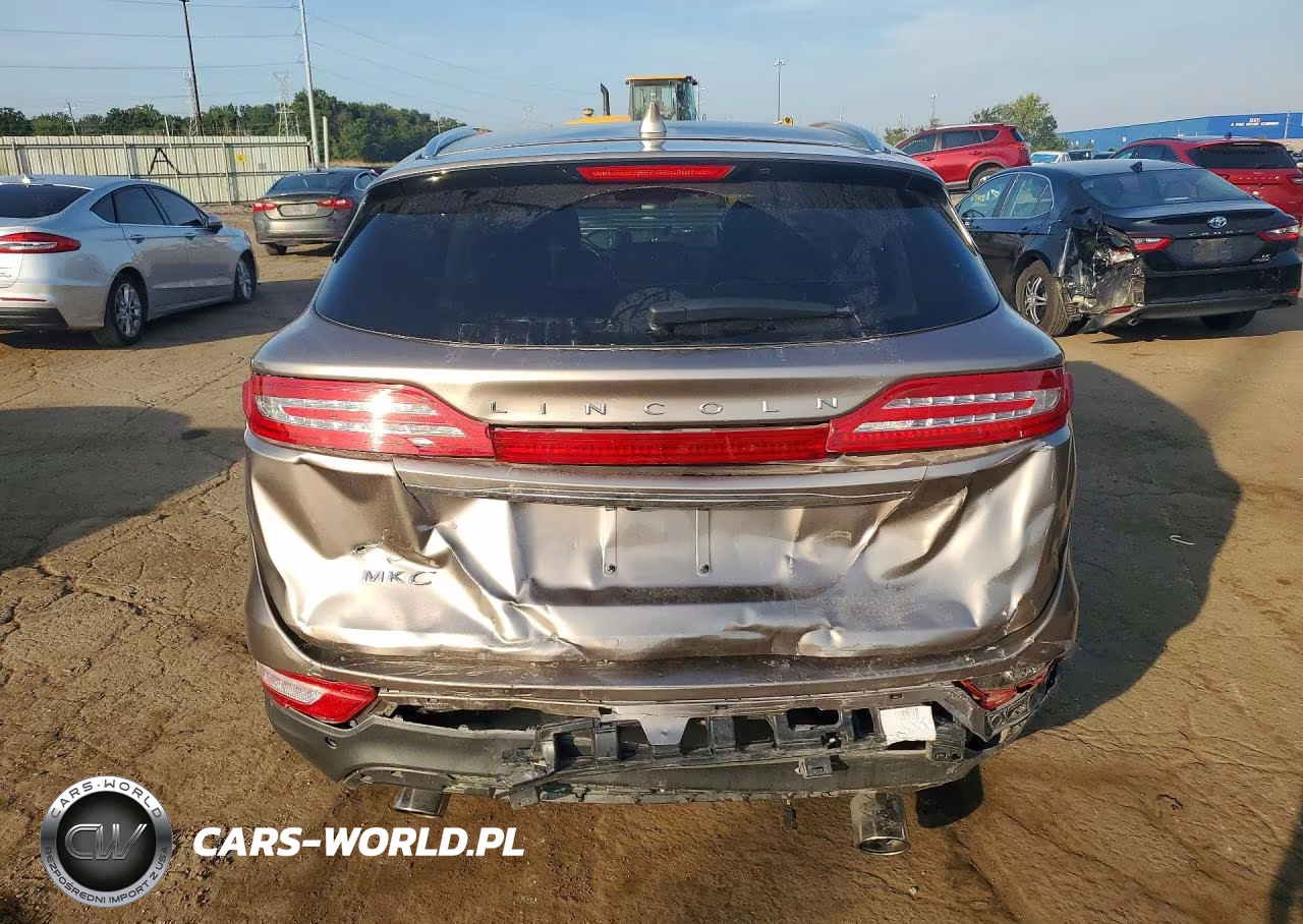 2019 Lincoln Mkc Select VIN:5LMCJ2C97KUL09890 - 6