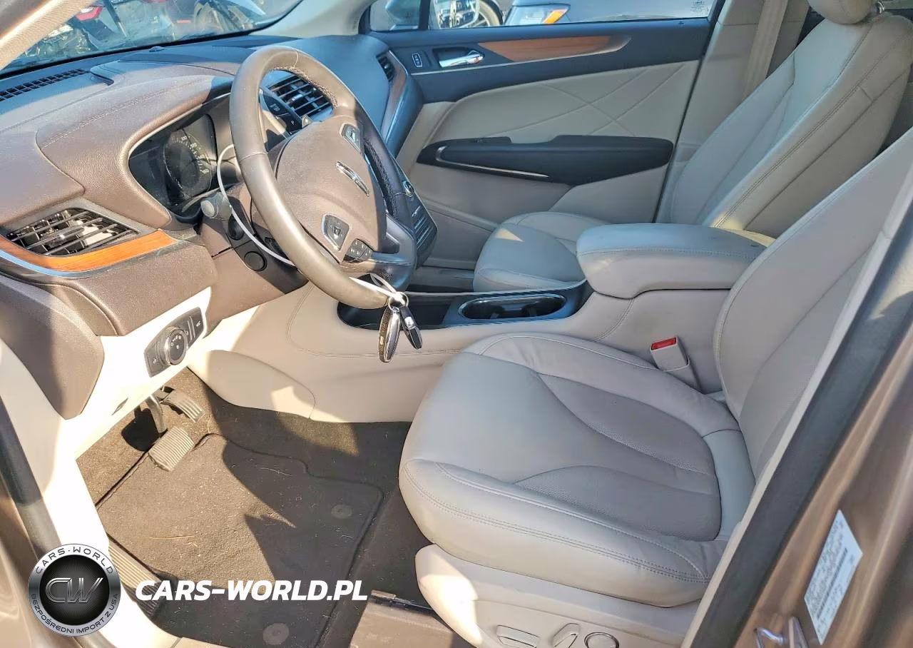 2019 Lincoln Mkc Select VIN:5LMCJ2C97KUL09890 - 7