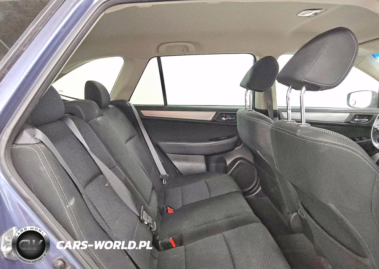 2018 Subaru Outback 2.5I Premium VIN:4S4BSACC8J3226796 - 10