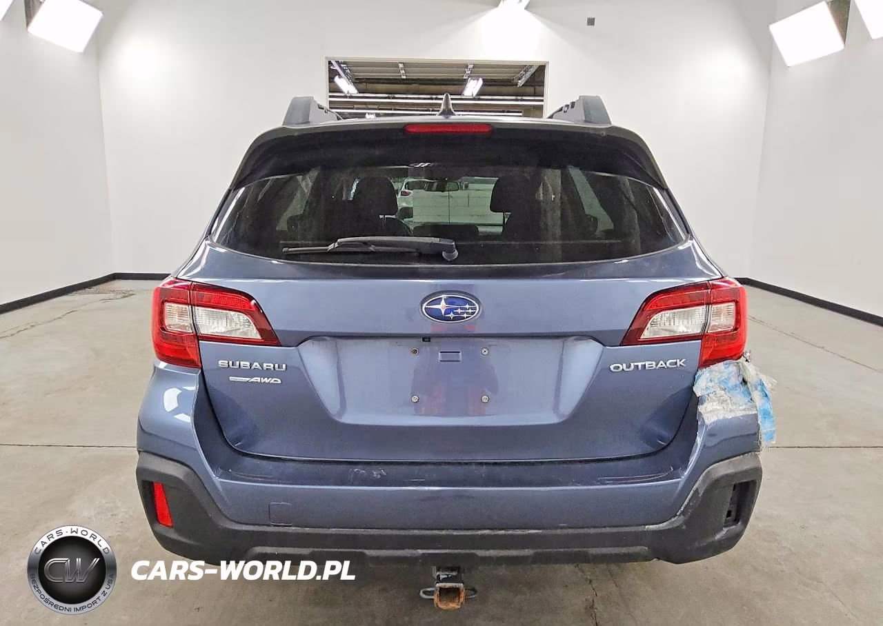 2018 Subaru Outback 2.5I Premium VIN:4S4BSACC8J3226796 - 6