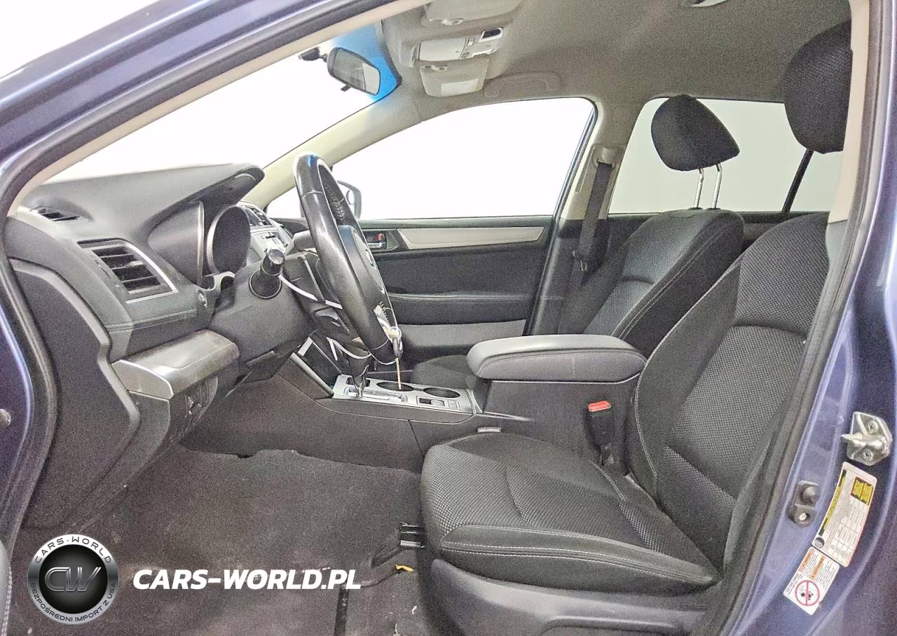 2018 Subaru Outback 2.5I Premium VIN:4S4BSACC8J3226796 - 7