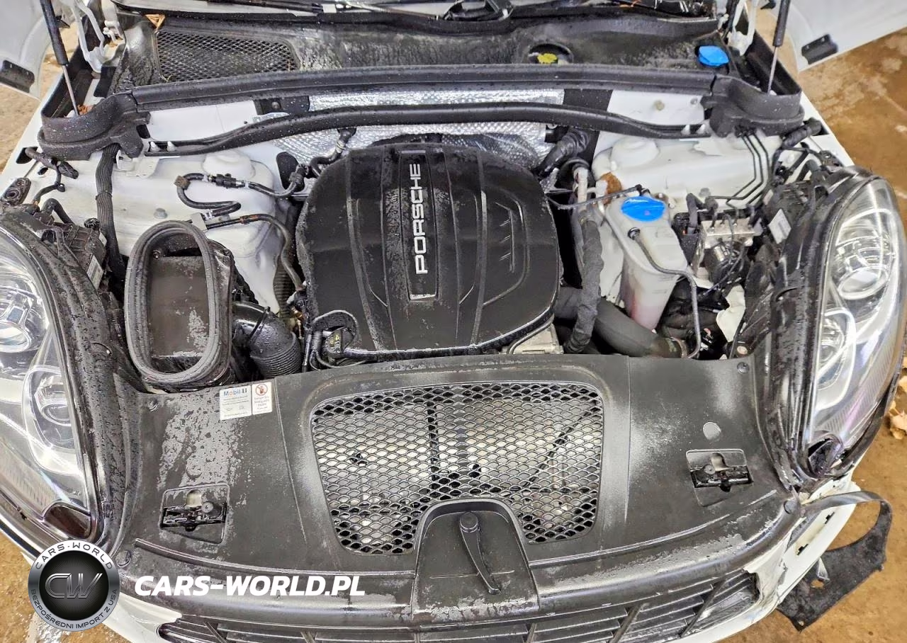 2018 Porsche Macan VIN:WP1AA2A55JLB19250 - 11