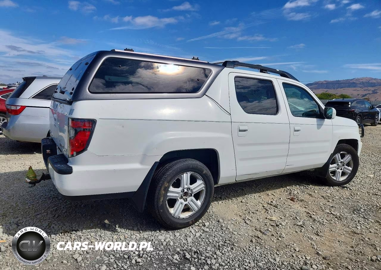 2013 Honda Ridgeline Rtl VIN:5FPYK1F58DB003894 - 3