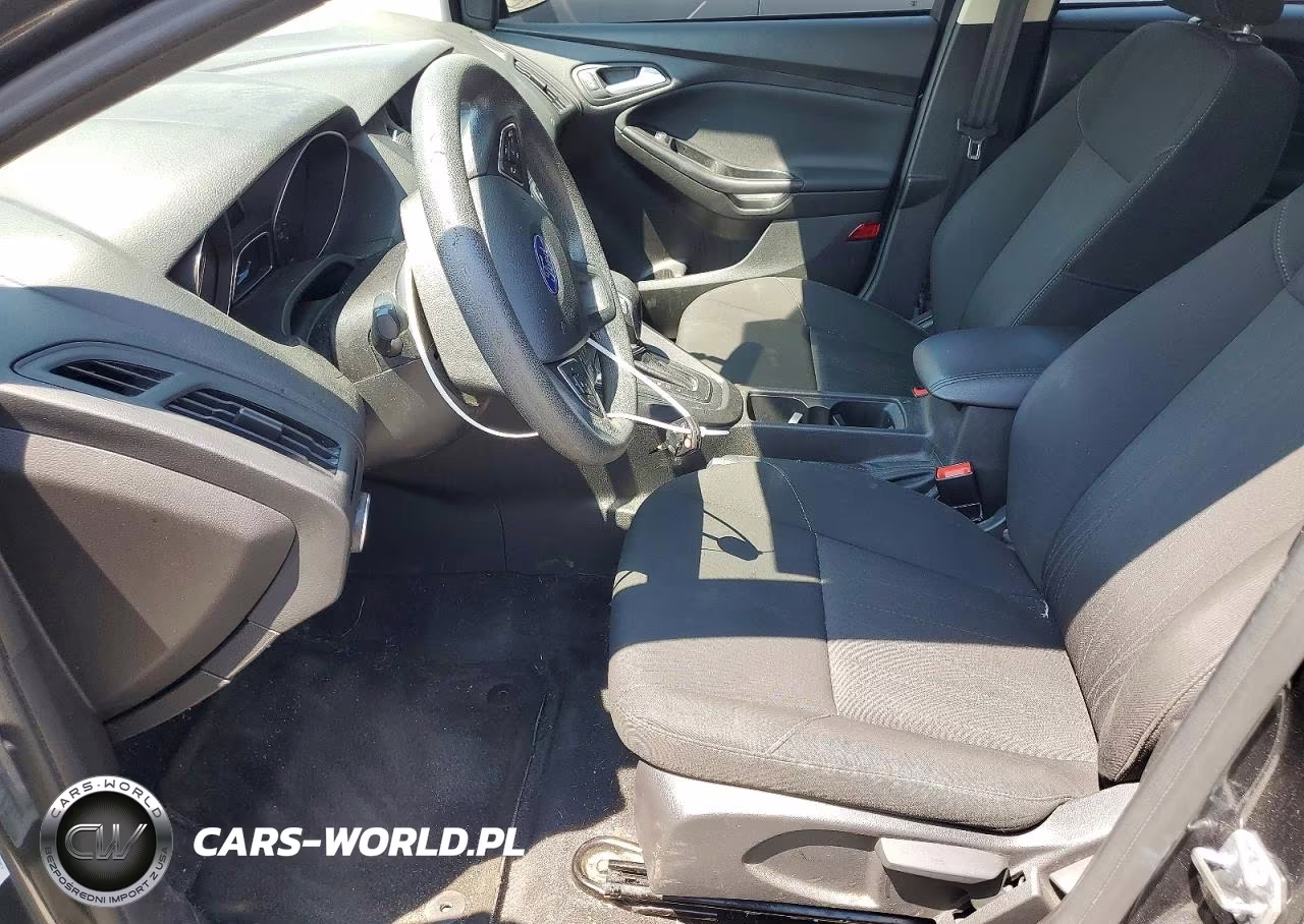 2017 Ford Focus Se VIN:1FADP3F25HL233069 - 7