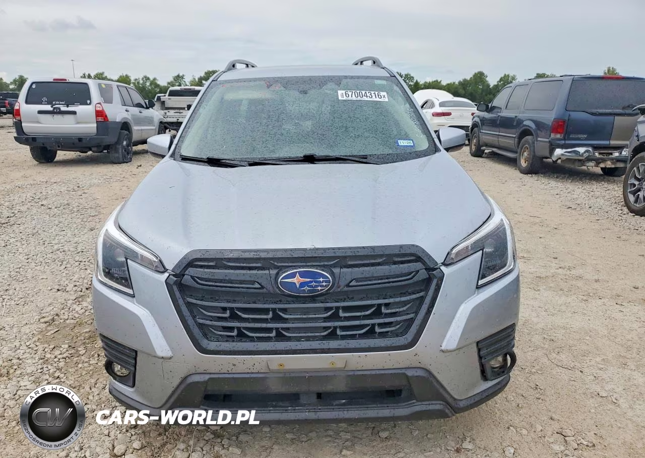 2024 Subaru Forester Premium VIN:JF2SKADC4RH420213 - 5
