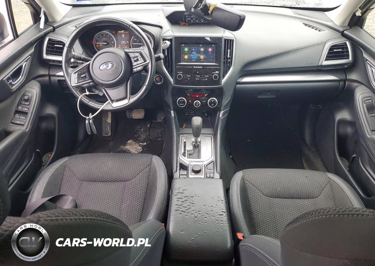 2024 Subaru Forester Premium VIN:JF2SKADC4RH420213 - 8