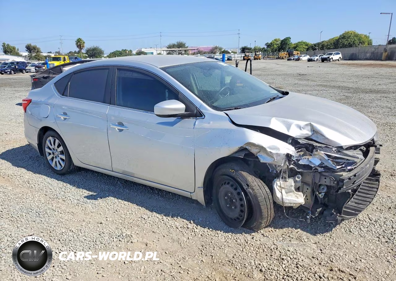 2019 Nissan Sentra S VIN:3N1AB7AP4KY202452 - 4