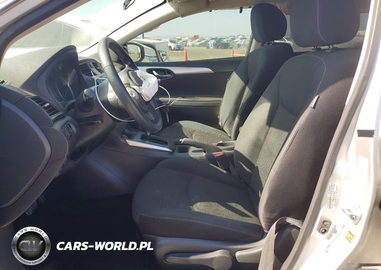 2019 Nissan Sentra S VIN:3N1AB7AP4KY202452 - 7