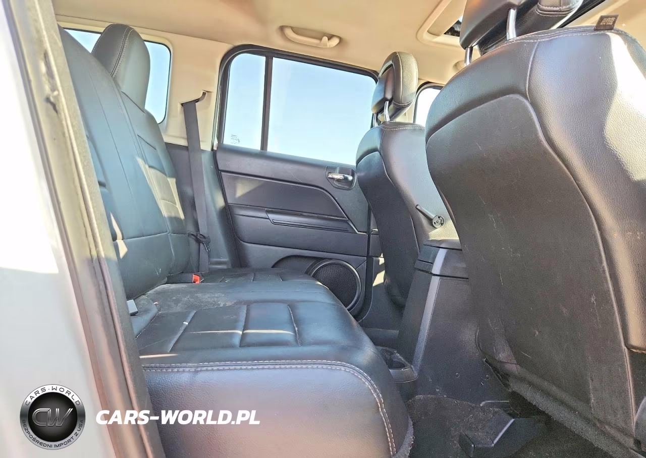 2015 Jeep Patriot Latitude VIN:1C4NJRFBXFD239959 - 11