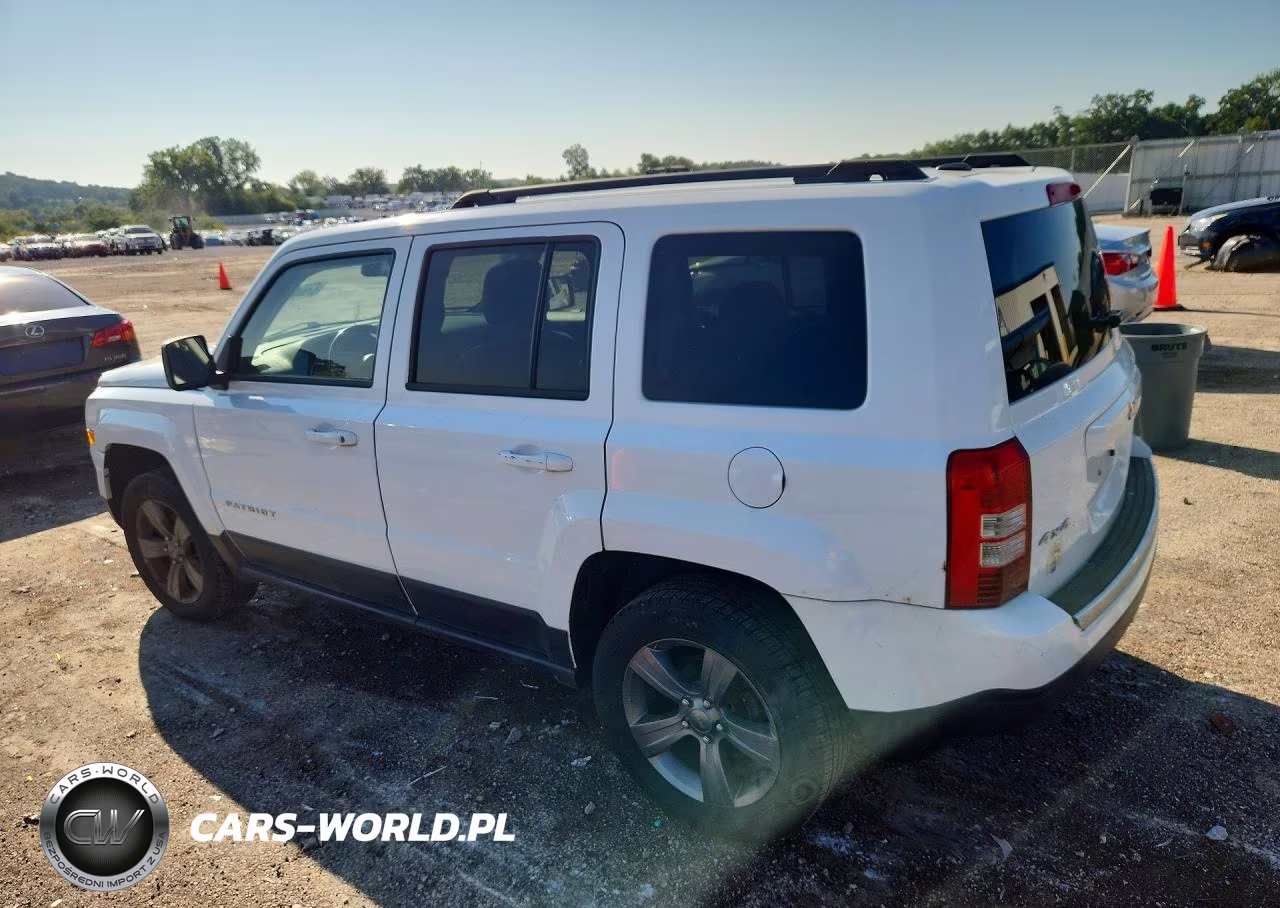 2015 Jeep Patriot Latitude VIN:1C4NJRFBXFD239959 - 2