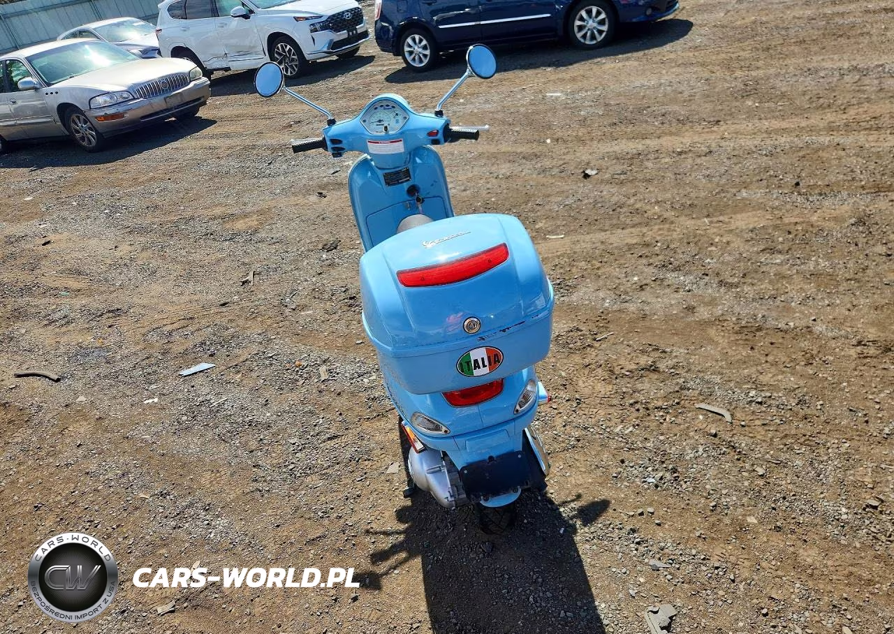 2009 Vespa Lx 150 VIN:ZAPM448FX95018042 - 4