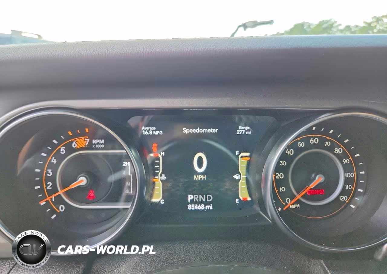 2021 Jeep Wrangler Unlimited Sahara VIN:1C4HJXEN6MW677411 - 9