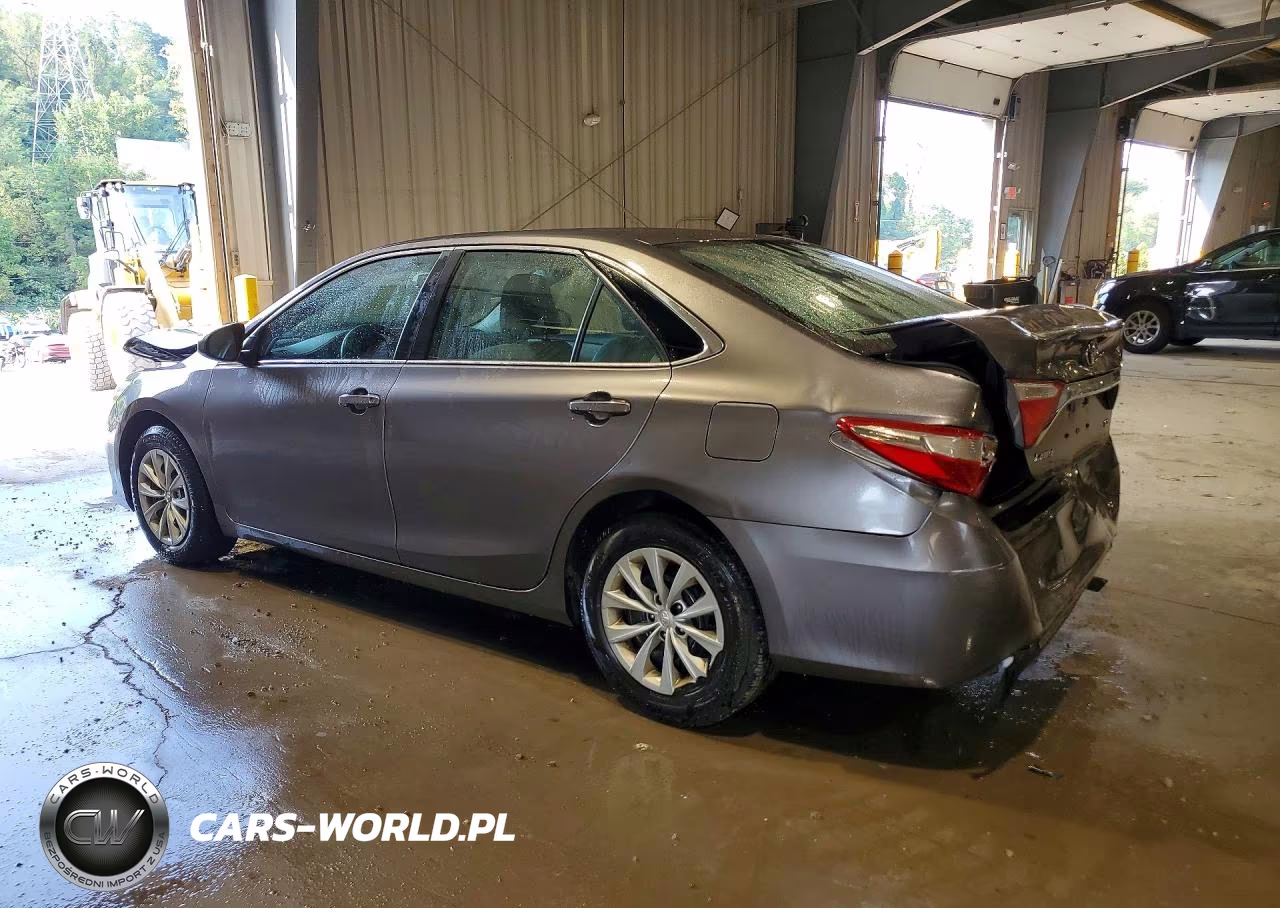 2017 Toyota Camry Le VIN:4T1BF1FKXHU445920 - 2
