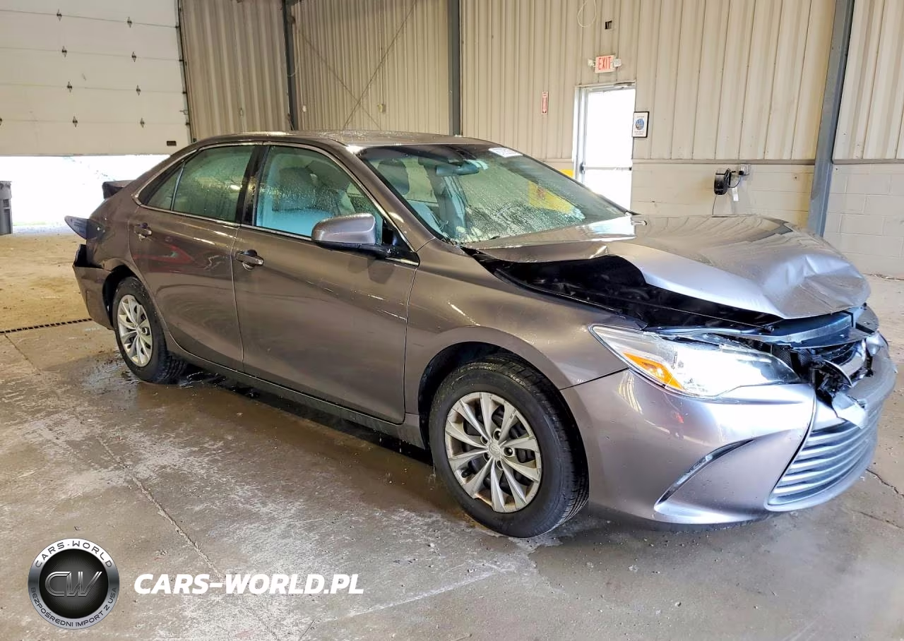 2017 Toyota Camry Le VIN:4T1BF1FKXHU445920 - 4