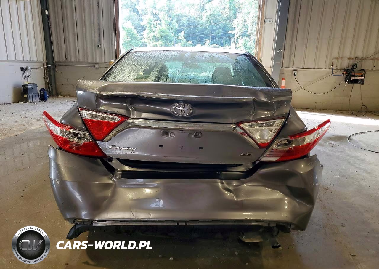 2017 Toyota Camry Le VIN:4T1BF1FKXHU445920 - 6