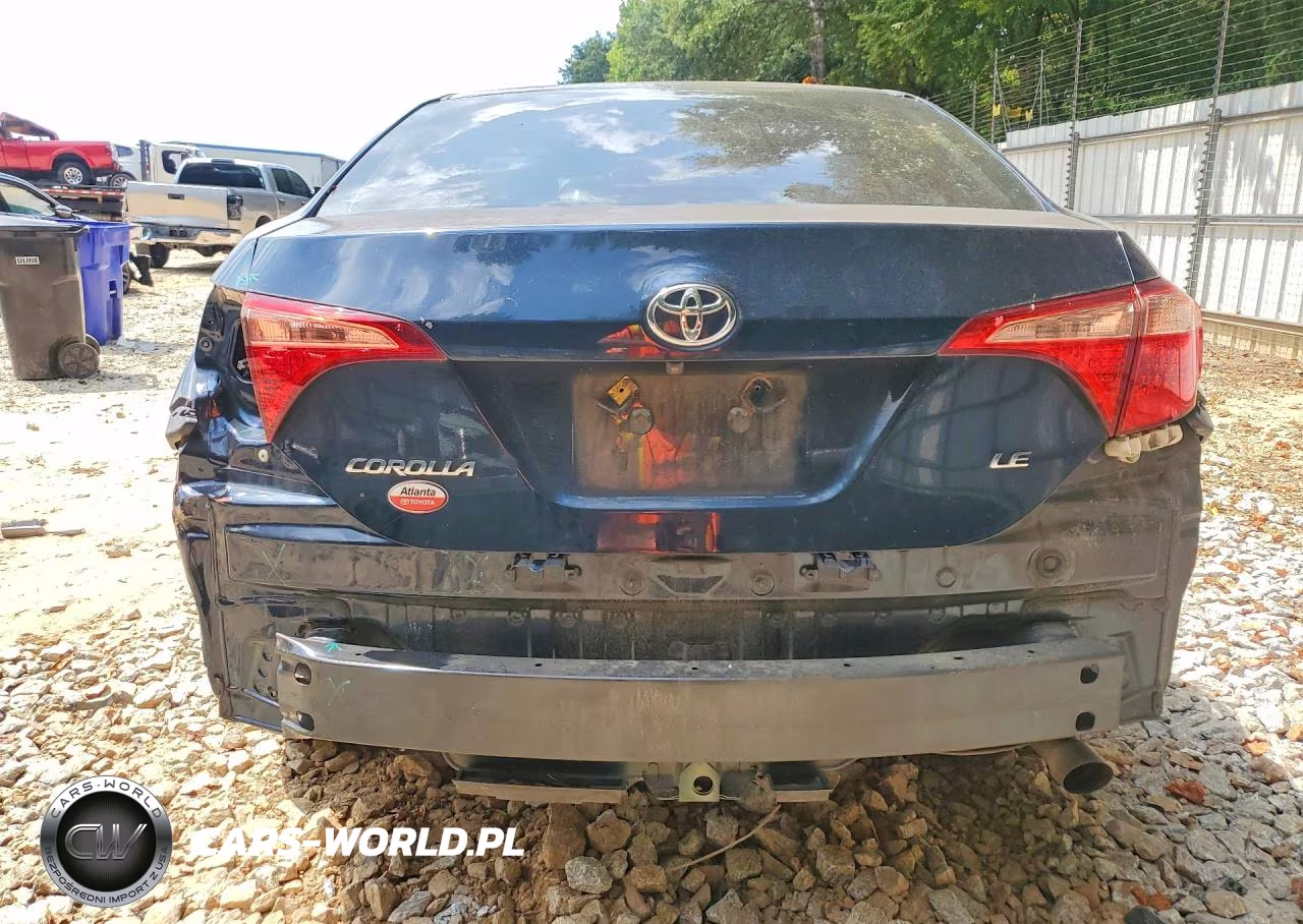 2018 Toyota Corolla Le VIN:2T1BURHEXJC053524 - 6